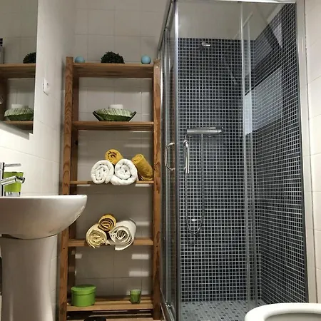 Comfortable House In Ribeira Grande, Pleasant Garden Casa vacanze